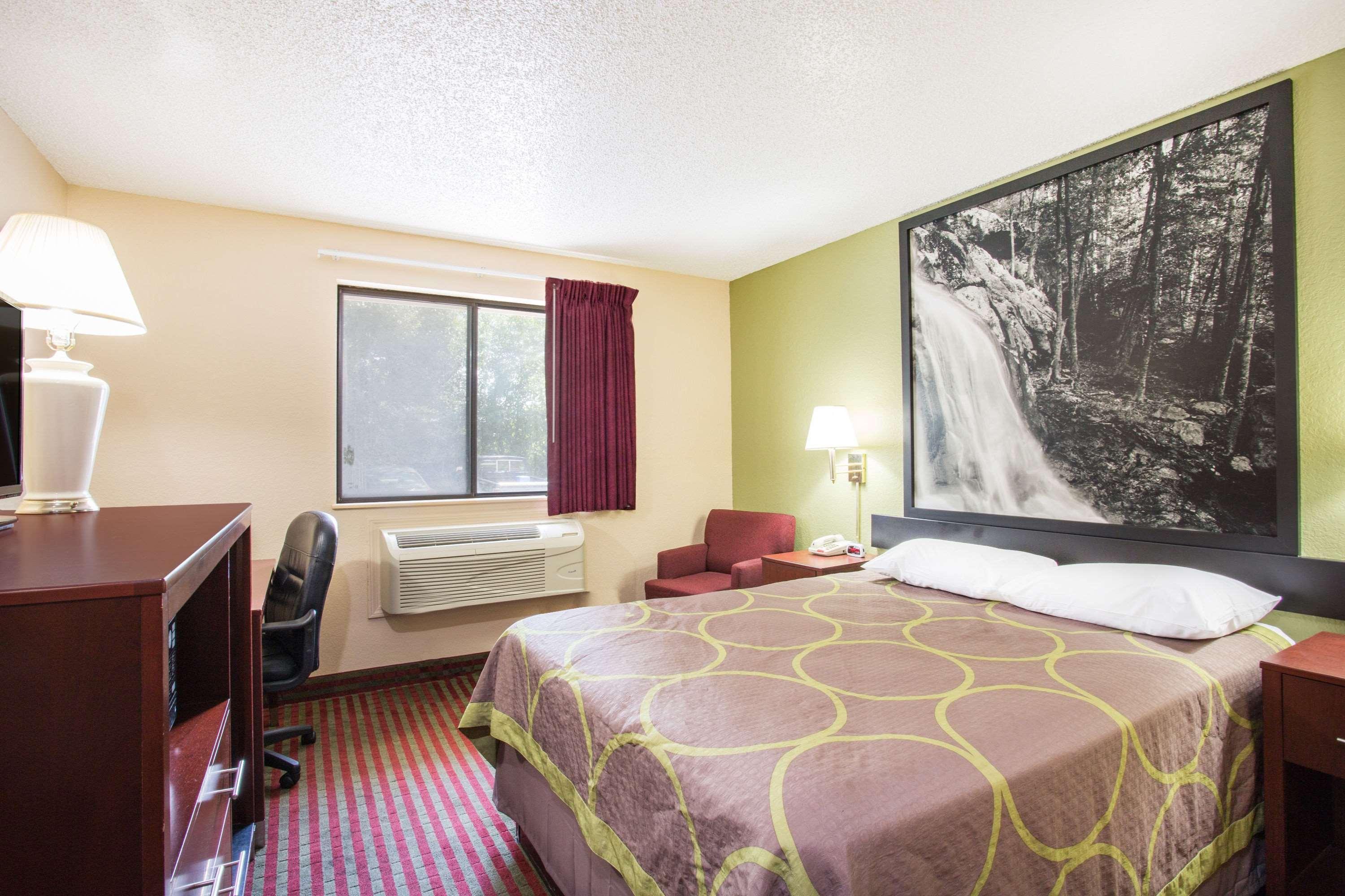 Motel Super 8 By Wyndham Harrisonburg Exterior foto